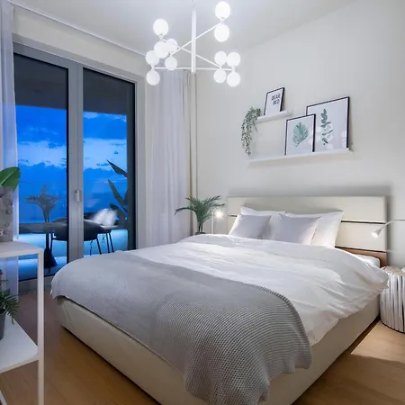 Ah Sky Park 1a - Castle View Free Parking