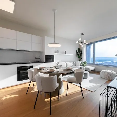 Ah Skypark 1 Castle View Free Parking Apartment *