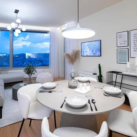 Lägenhet Ah Sky Park 1a - Castle View Free Parking *