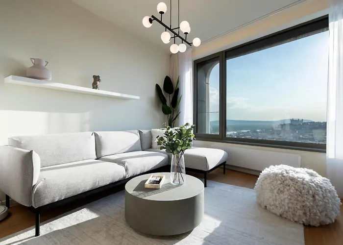 Ah Sky Park 1a - Castle View Free Parking * Bratislava