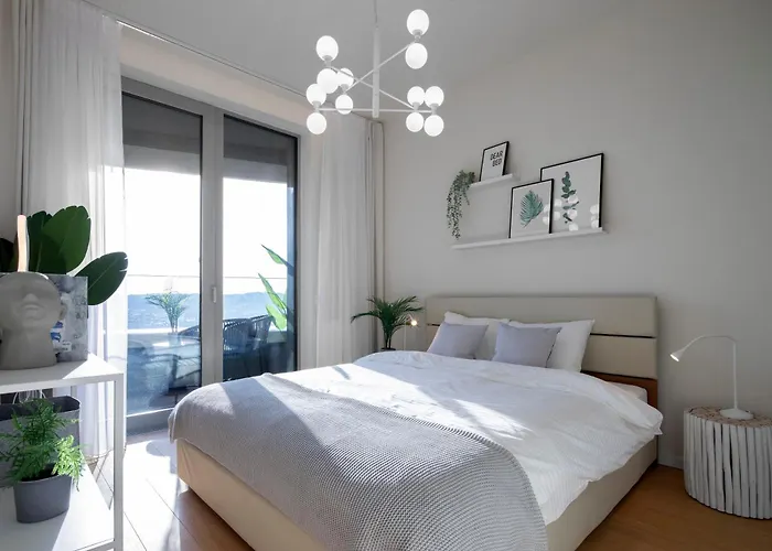 Ah Sky Park 1a - Castle View Free Parking Lägenhet Bratislava